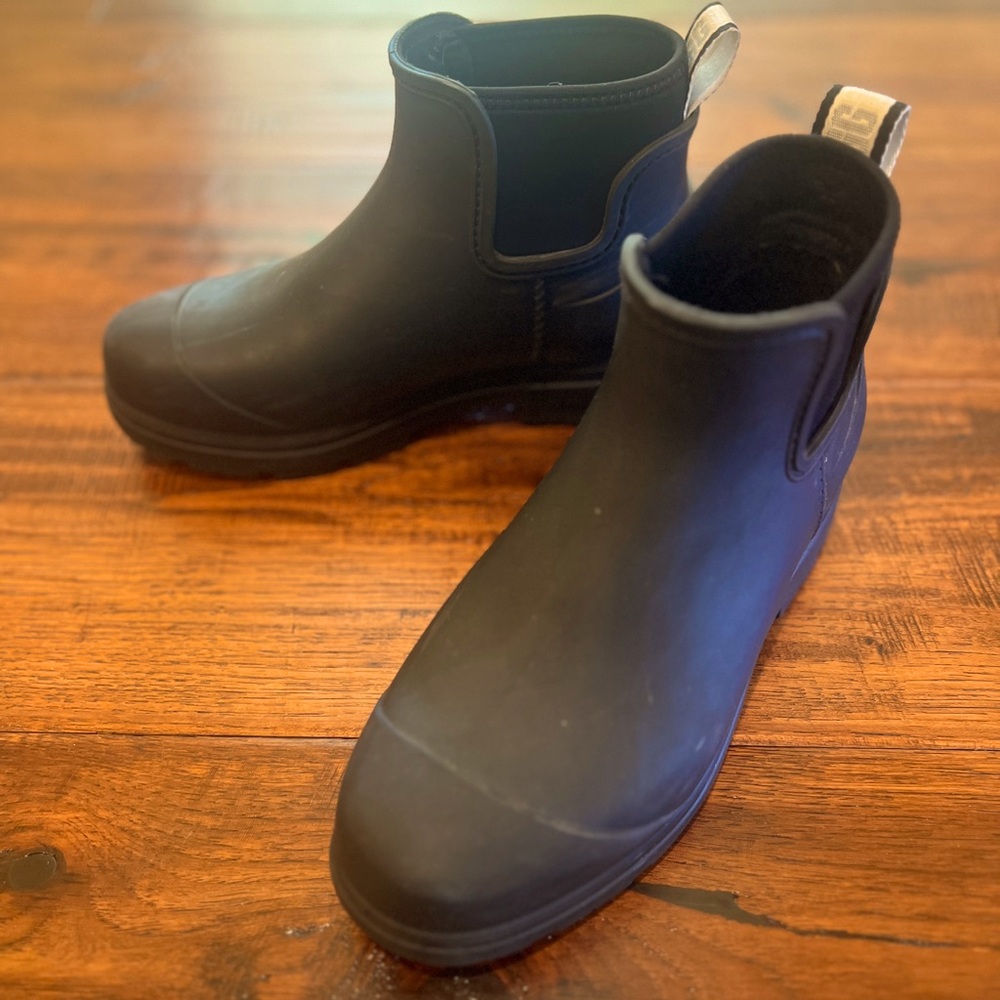 UGG brand rainboots